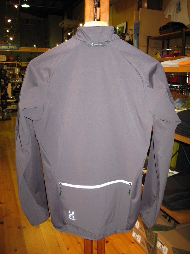 HAGLOFS　HALO JACKET & HALO II VEST_f0214959_22252984.jpg