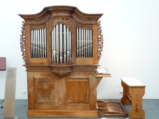  パイプオルガン博物館　(Orgel ART Museum, Windesheim)・その２_f0160325_20494070.jpg