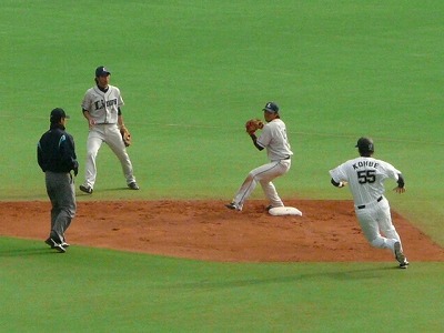 3月12日 オープン戦 マリーンズ対ライオンズ_b0166128_0232110.jpg