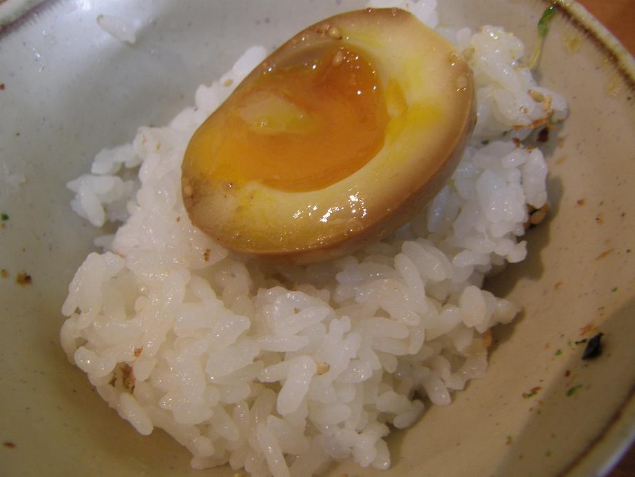 博多ラーメンげんこつ 川西店_c0118393_1374051.jpg