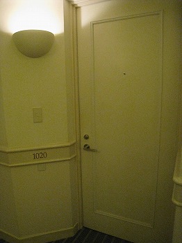2010年2月 ナハテラス チェックイン&部屋まで_a0055835_23143588.jpg