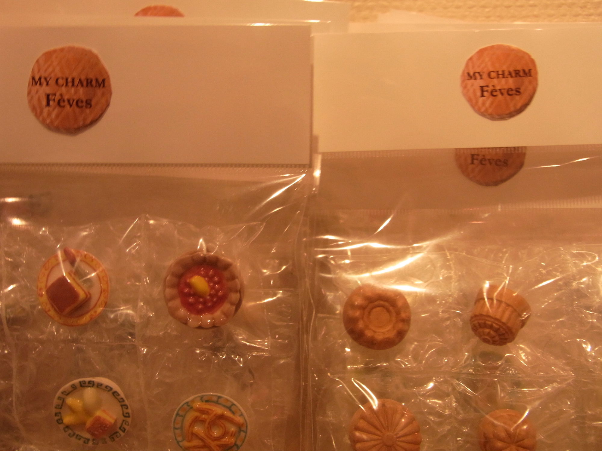 “Les Fèves 2e フェーヴの世界展 2”_f0082141_1729951.jpg