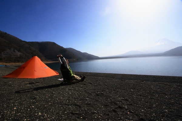 Late Winter Camp In Lake MOTOSU_c0228945_64150.jpg