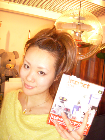 TECHN\'O\'TAKU san　『Omnibot Fan Book』 ありがと〜ございます！_f0196753_2055512.jpg