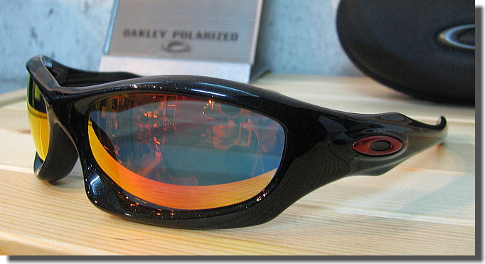 OAKLEYサングラス_f0178858_202146100.jpg