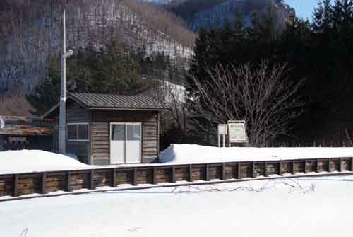 木造駅舎16・上白滝駅と旧白滝駅_f0173596_21471427.jpg