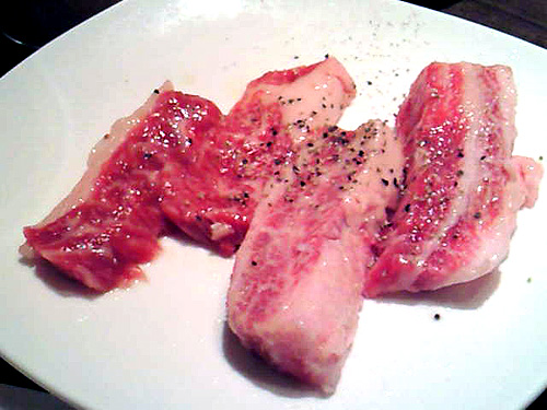 和牛塩焼肉ブラックホール 新宿三丁目店_c0152767_14435864.jpg