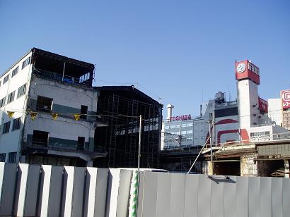 さよなら交通博物館 建物の解体状況(4)_f0030574_1463492.jpg