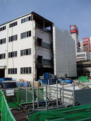 さよなら交通博物館 建物の解体状況(4)_f0030574_147066.jpg