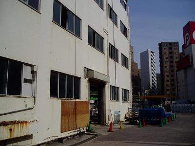 さよなら交通博物館 建物の解体状況(4)_f0030574_3563886.jpg