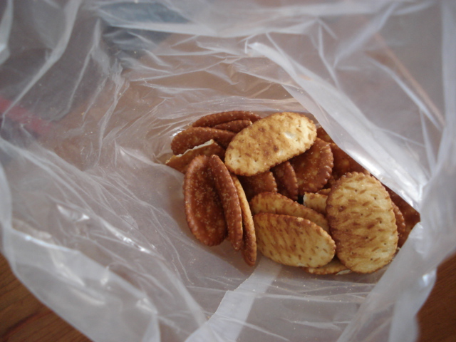 Pretzel Crackers_e0149427_126472.jpg