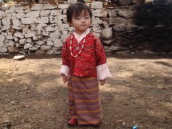女性の民族衣装 キラ ブータン便り 女性の民族衣装 キラ ブータン便り