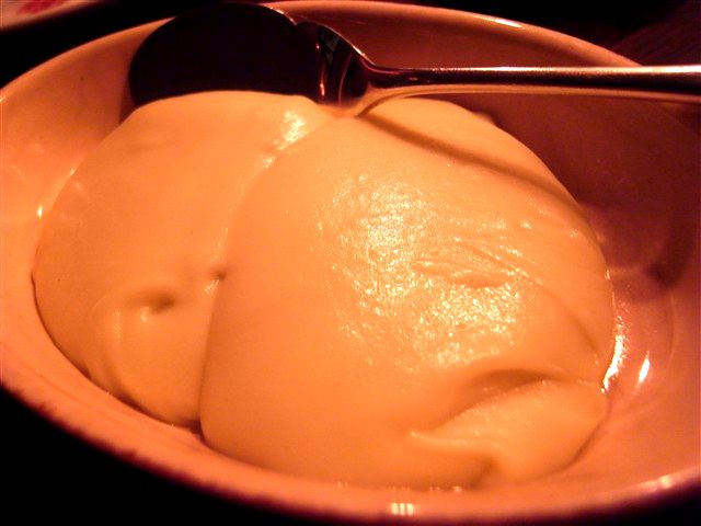 暗がりの灯火の中で。_c0116714_13585554.jpg