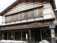 黒石こけしの根付:こみせ駅(黒石市)_b0147224_23231777.jpg