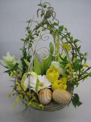 イースターアレンジ 京都 佐竹生花店教室 ワットモーイ オランダのフラワーアレンジメント教室