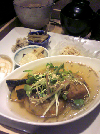 昨日のランチ_d0141935_8525996.jpg