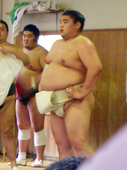 【今里店 副店長 三上】出羽海部屋見学!_c0080367_19321097.jpg