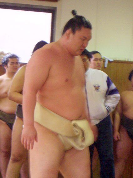 【今里店 副店長 三上】出羽海部屋見学!_c0080367_19322983.jpg
