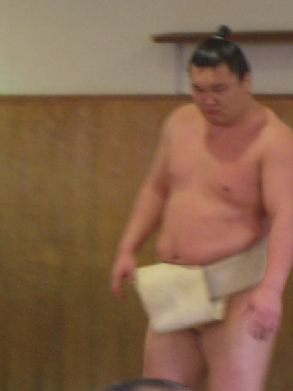 【今里店 副店長 三上】出羽海部屋見学!_c0080367_1935726.jpg