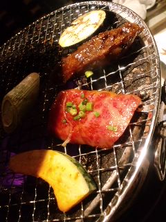 肉。_e0142280_1404779.jpg