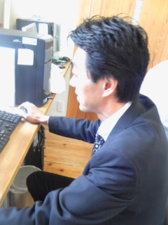 治りません・・・・_f0144724_1203945.jpg