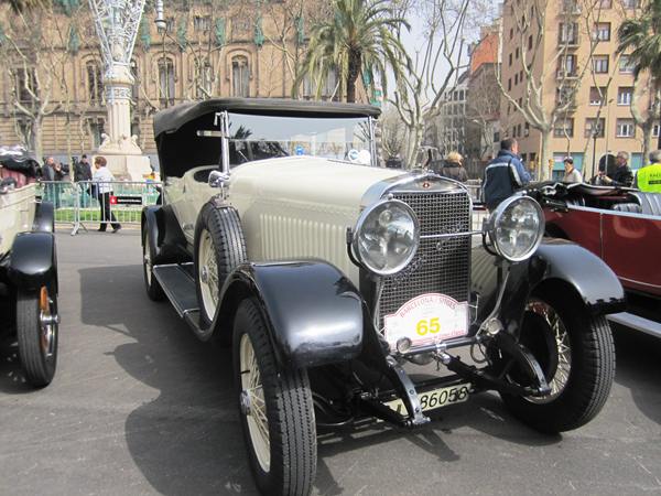 クラッシックカーラリー　Rally Barcelona-Sitges_b0064411_324061.jpg