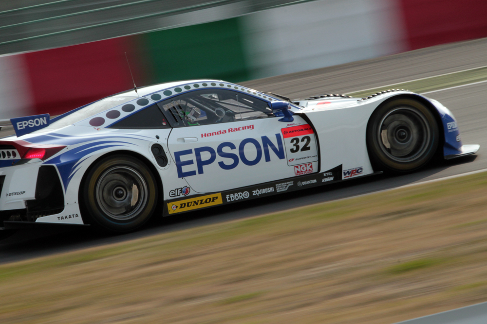 SUZUKA 300km_e0190023_1121454.jpg