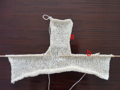 赤ちゃんのボンネットをつくる 不器用者のパリ編み物修行