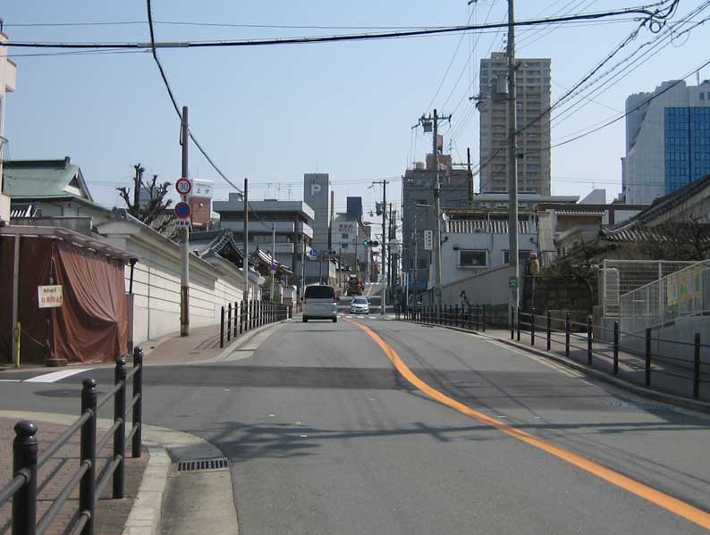 「坂の上の水」_b0057679_8271719.jpg