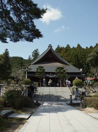 瑠璃光寺_a0161380_1172070.jpg