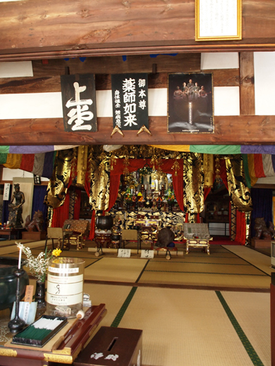 瑠璃光寺_a0161380_1181699.jpg
