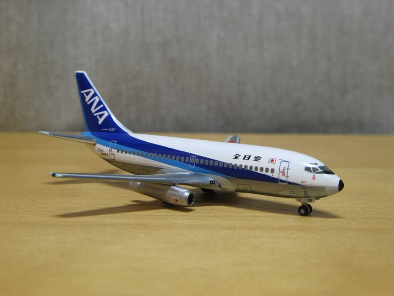 航空機・ヘリコプター AIR NIPPON Boeing 737-200 1:200 ScaleModelStore.com :: JC Wings 1:200 - EW2732002 - ANA All Nippon