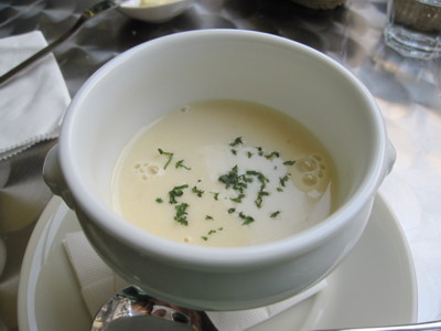 テミーとカフェめぐり（Bon Courage）_f0145192_1136137.jpg