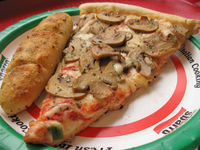 Sbarro(スバーロ)吉祥寺店_a0016730_19142975.jpg