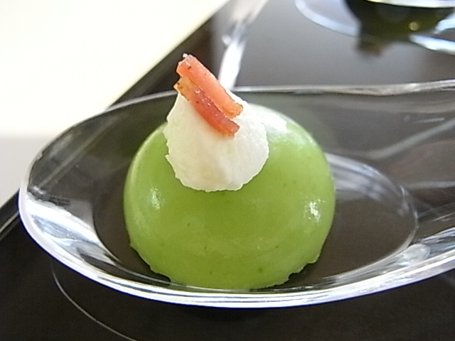 グリーンアスパラガスのムース_b0145846_20571739.jpg