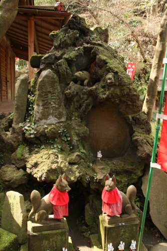 佐助稲荷神社_f0048546_6325517.jpg