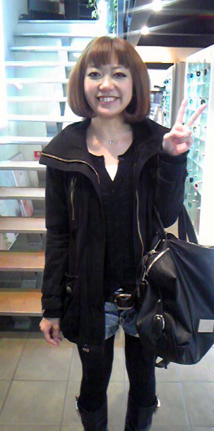 【今里店 副店長 橋本】~~橋本の日常~~ お客様紹介_c0080367_12123437.jpg