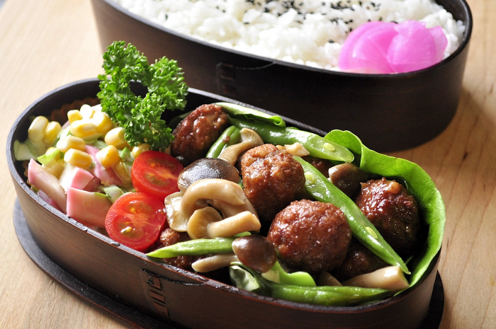 肉団子弁当_b0171098_8302635.jpg