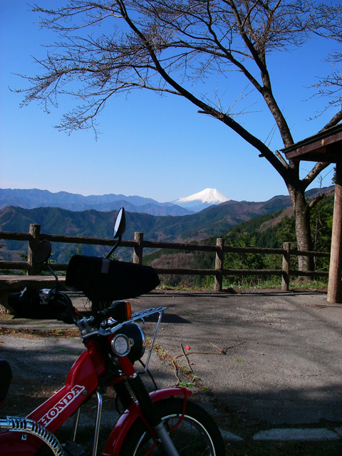 a0116027_1523845.jpg