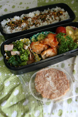 今週のお弁当_f0082141_1141568.jpg