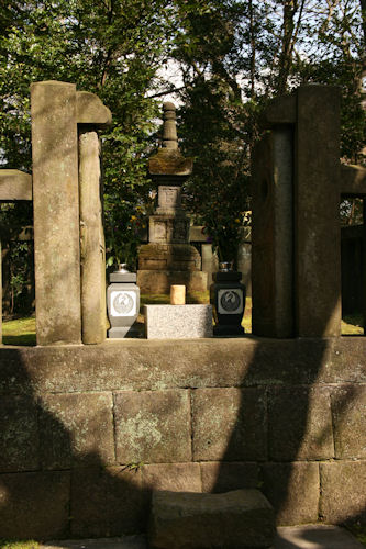 源氏山公園の歴史遺産_f0048546_617475.jpg
