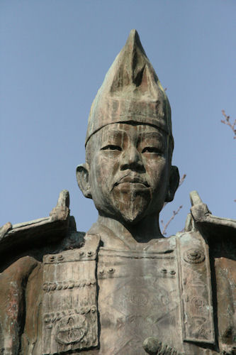 源氏山公園の歴史遺産_f0048546_6341216.jpg