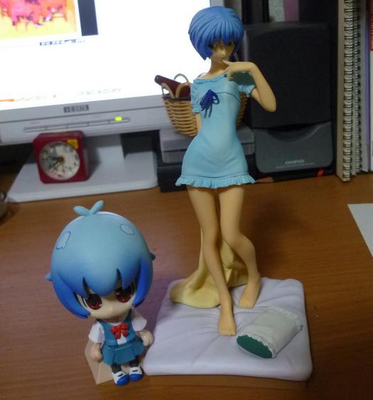 部屋に綾波さんが来た 白いゴミ箱 部屋に綾波さんが来た 白いゴミ箱