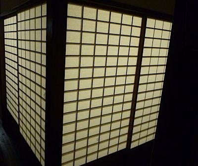 美しい国の、灯り_c0004024_9541848.jpg
