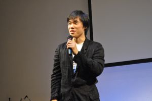 メディアテークでジャグリング(昨年の出演)_b0008475_1930482.jpg