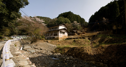 篠栗土石流災害地のその後_a0096313_16155891.jpg