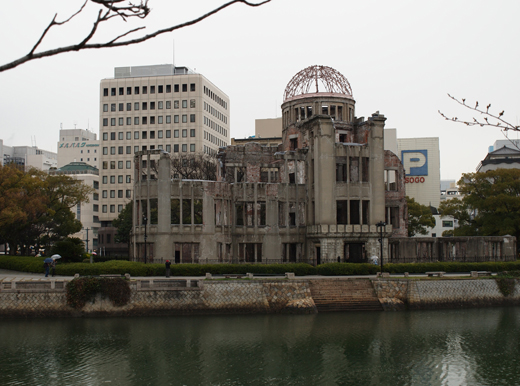 広島・原爆ドーム_a0161380_2341651.jpg