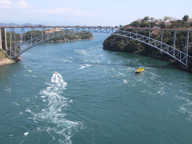 桜と渦潮の西海橋 帆柱山の見える家 桜と渦潮の西海橋 帆柱山の見える家