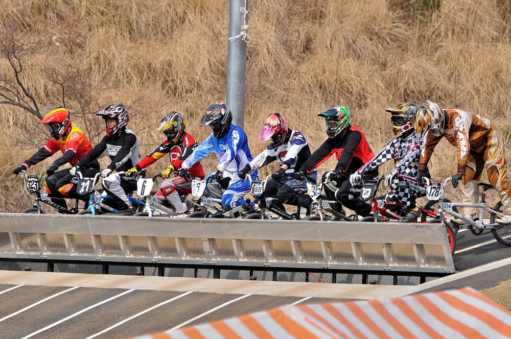 2010JBMXFシリーズ第１戦CSCBMXトラックVOL1：エリート決勝　世界最速情報_b0065730_2202119.jpg