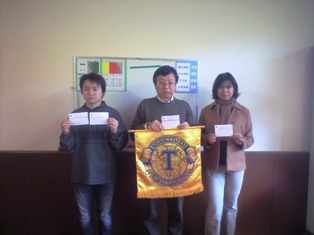 第25回例会の報告_b0160959_0361320.jpg